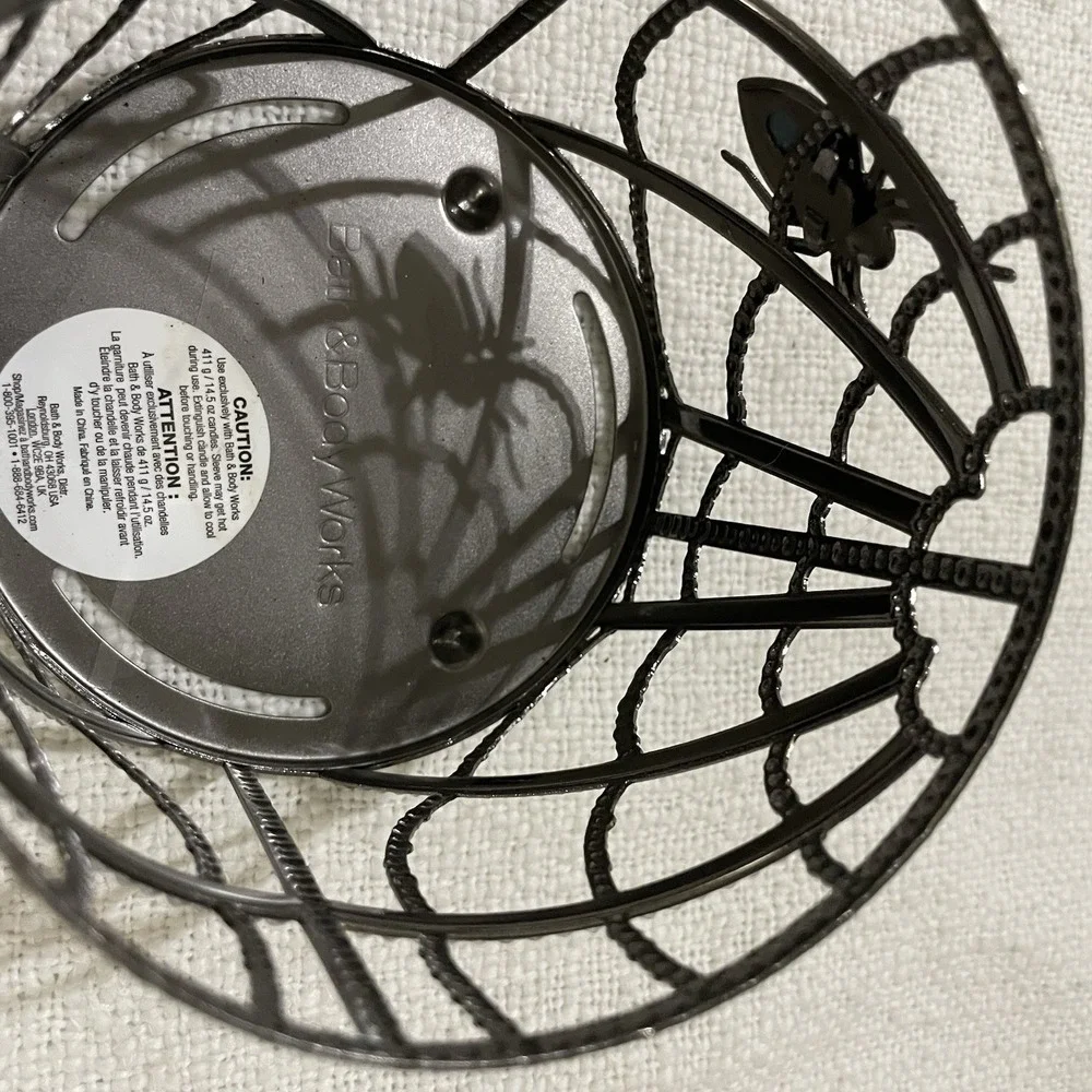 Bath & Body Works 2021 Halloween Diamond Spider Web‎ 3 Wick Candle Holder Scary